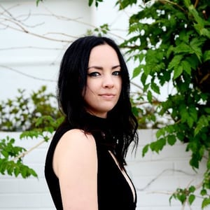 This is the Avatar Image for the Laura Brehm AI Voice and Text to Speech Generator